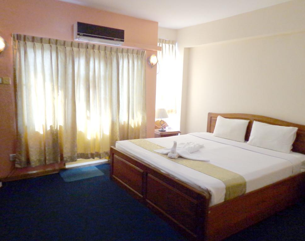 City Star Hotel Yangon Esterno foto