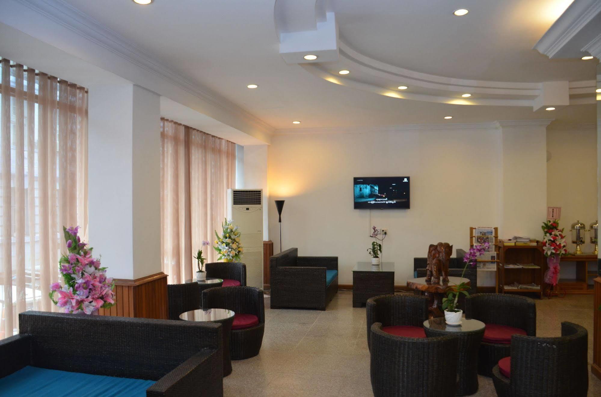 City Star Hotel Yangon Esterno foto